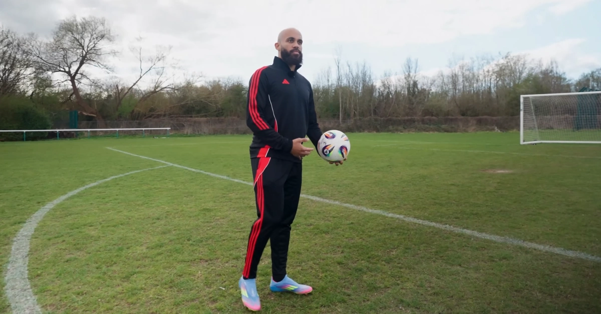 Bryan Mbeumbo Wants To Sign For Man United