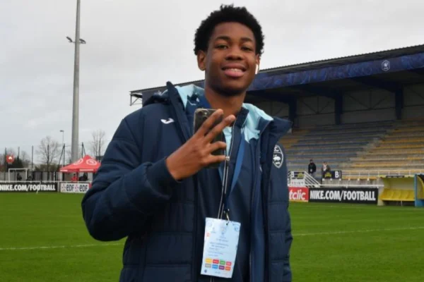 Man United Kick Off 2025/26 with a Glimpse of the Future: Enzo Kana-Biyik In, Plus Other Signings and Rumours Enzo Kana-biyik