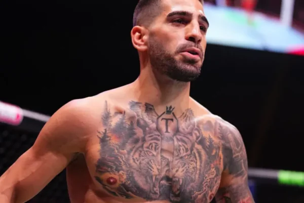 “I feel terrible” Ilia Topuria Speaks Honestly About His Brutal Weight Cut Ilia Topuria during his fight
