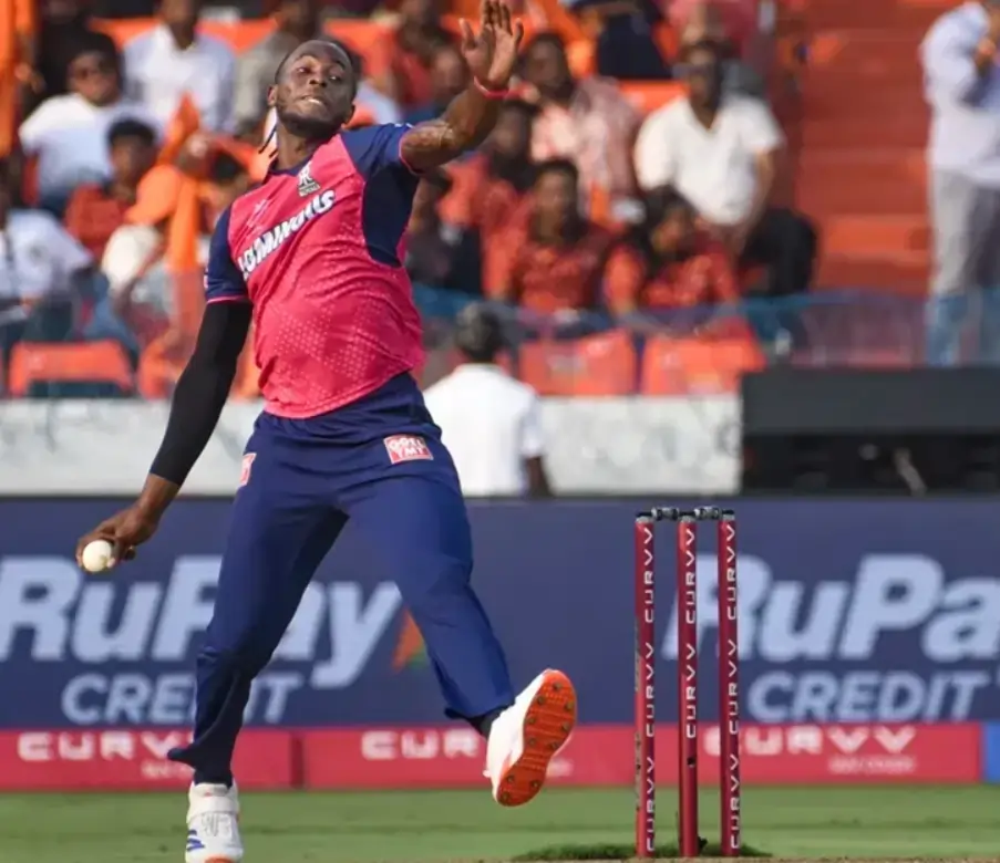 Jofra Archer during an IPL match