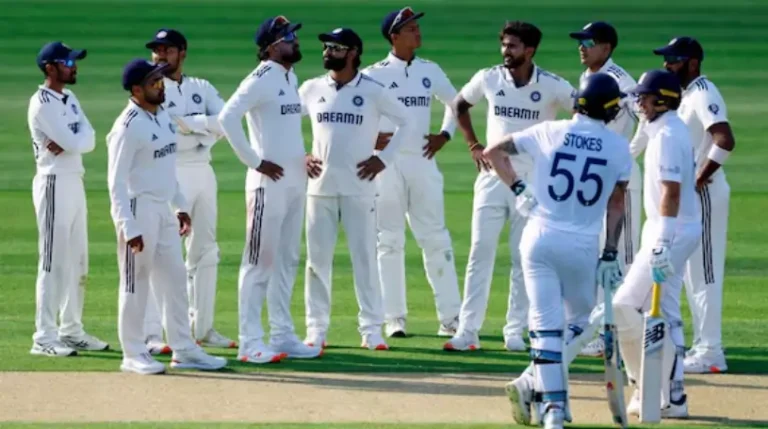 India and England team players during a test match
