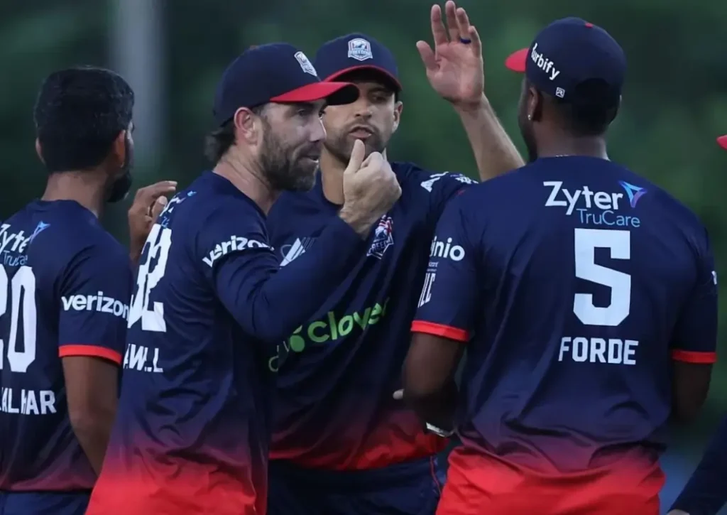 Washington Freedom team players during a MLC match