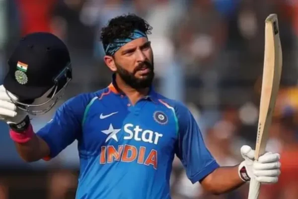 “It was flipping close,” Gary Kirsten Revealed How Dhoni And He Included Yuvraj Singh In The World Cup 2011 Yuvraj Singh during a match